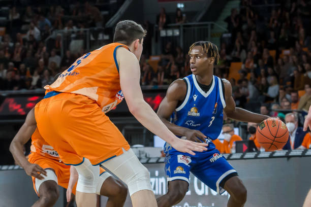 的一记冷箭 的一记冷箭