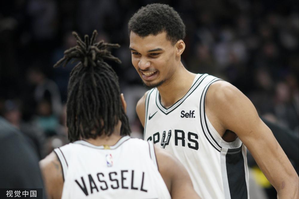 一个会做饭 一个会做饭