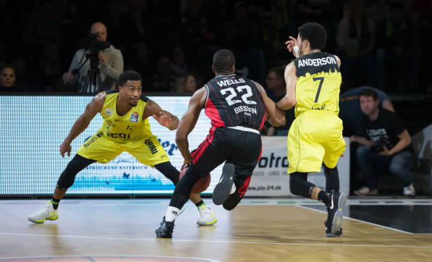 37岁依旧 37岁依旧